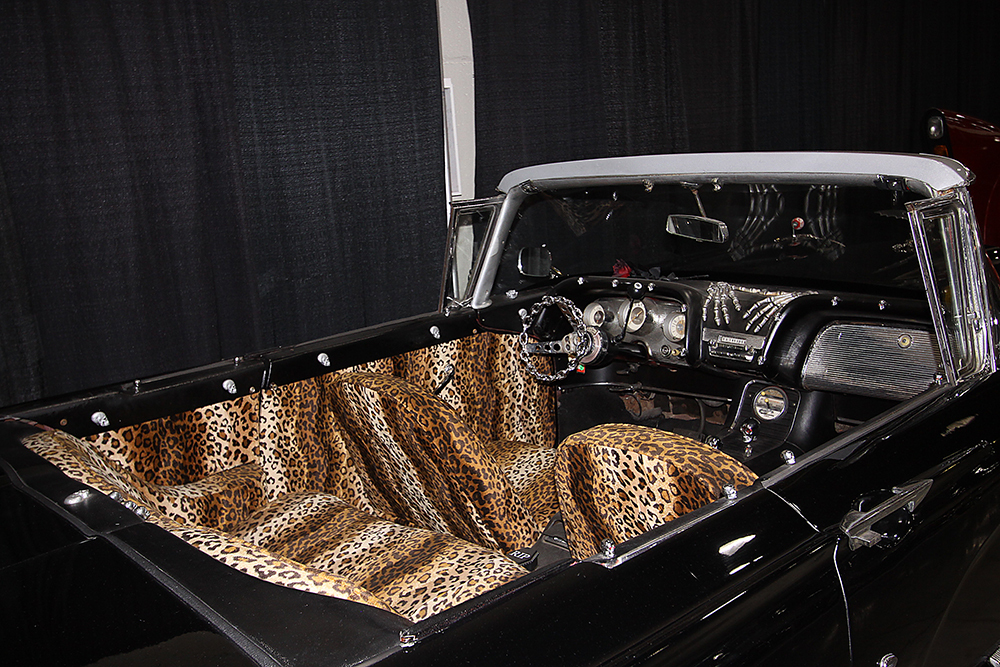 1958-barris-tbird-interior-pui.jpg